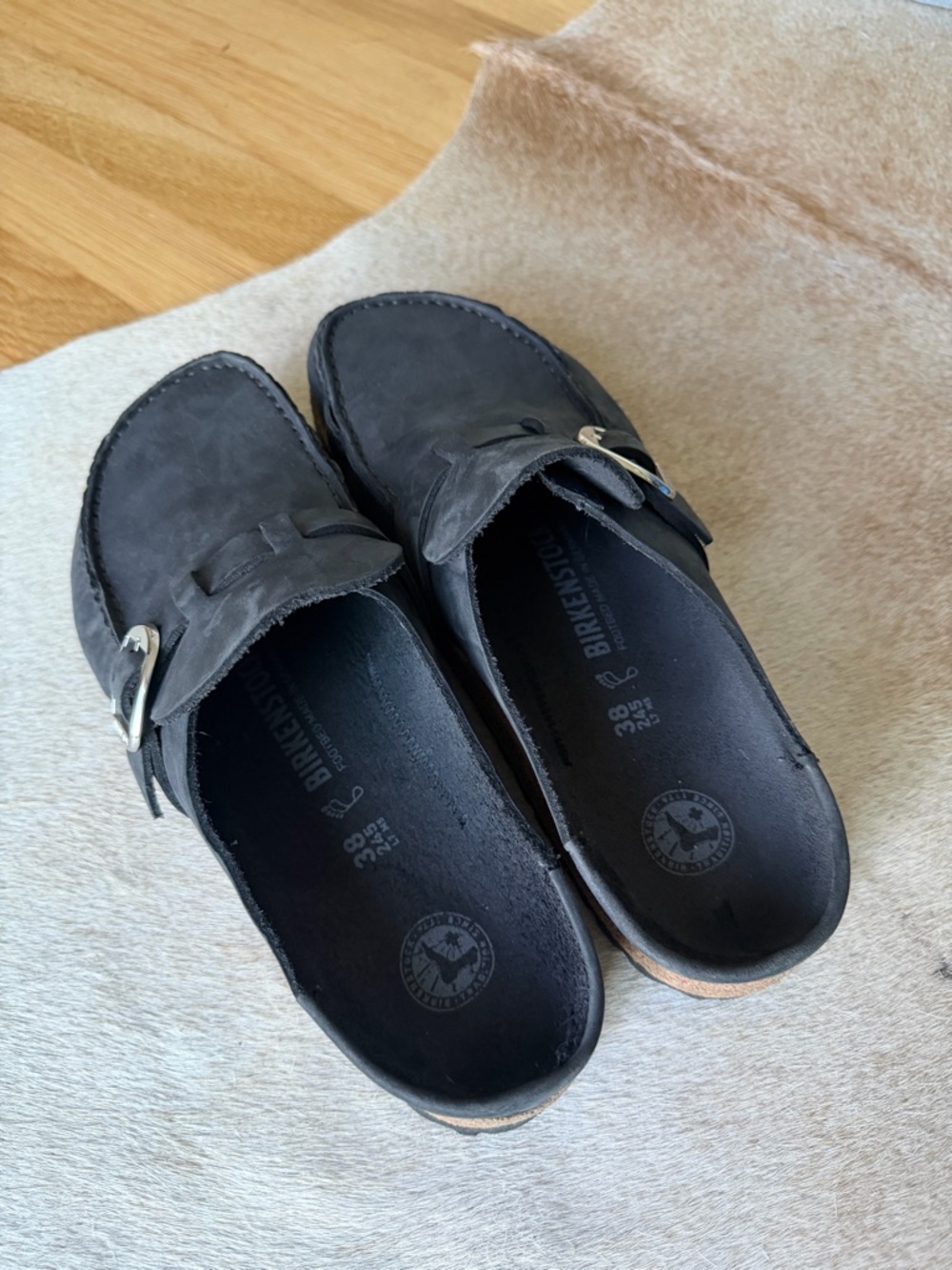 Buckley Birkenstocks Black Leather Slip-On Clog with Buckle - Picture 3 of 4